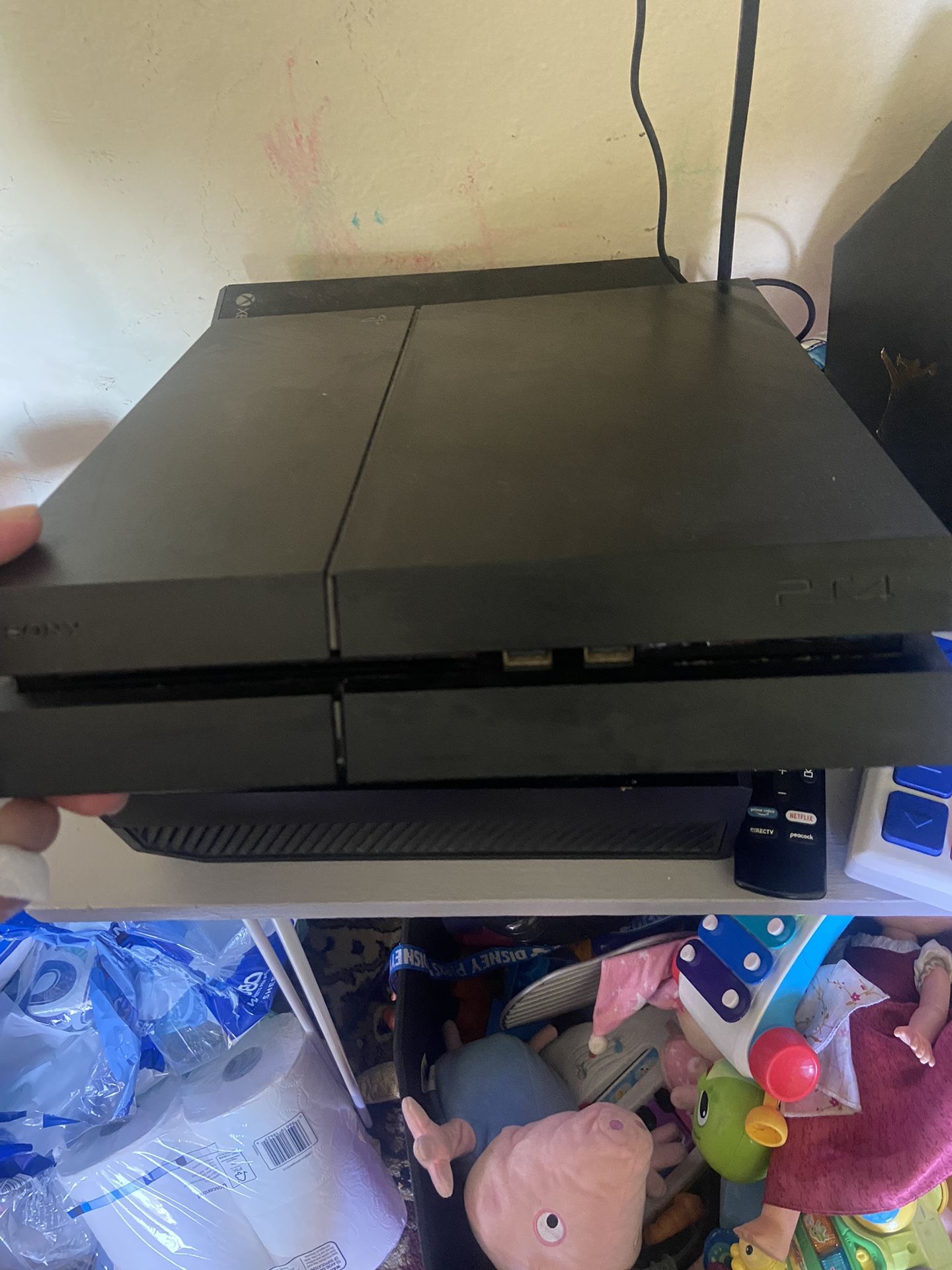 Ps4 With All Cables And 1 Controller And Charger With MW2