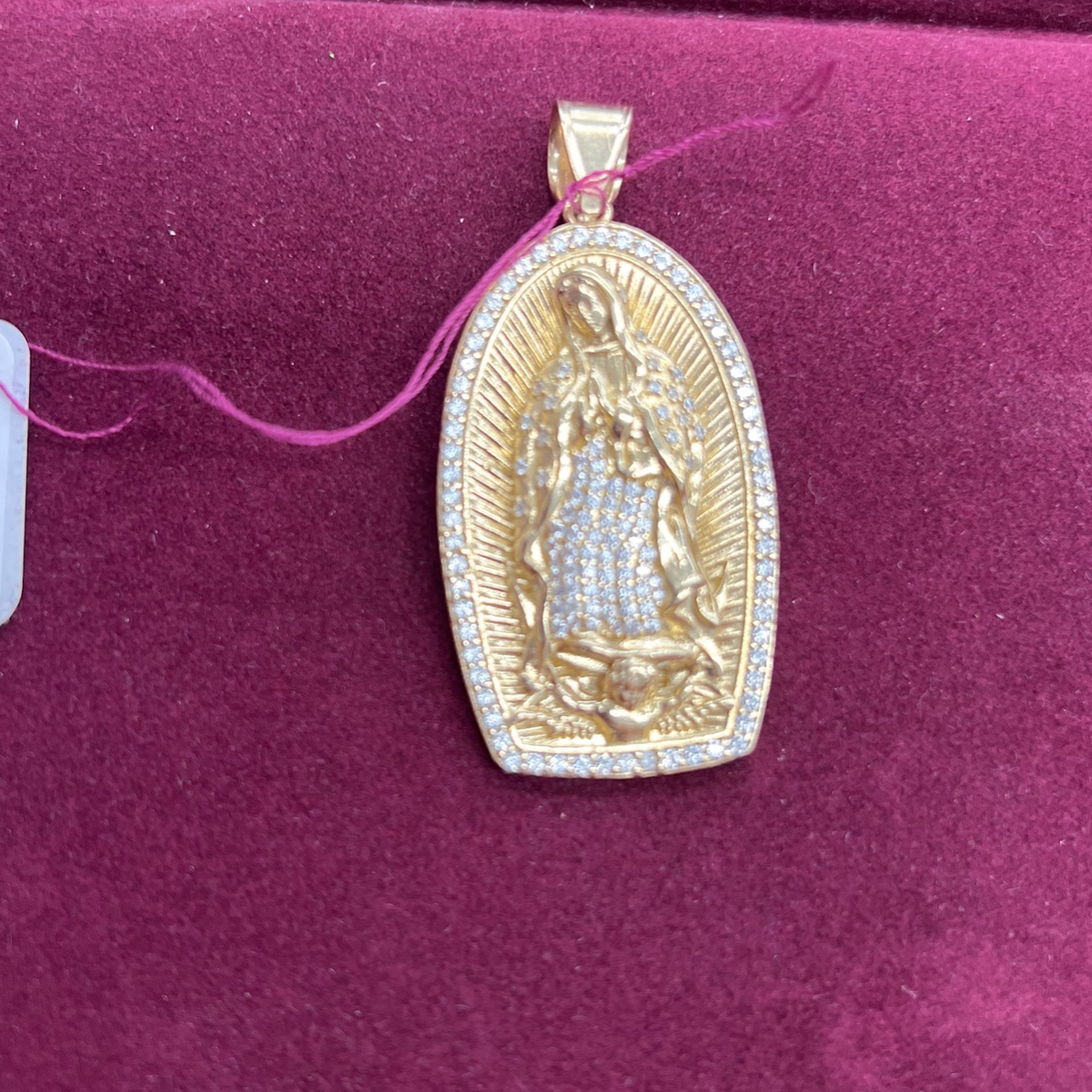 Virgen Mary Pendant