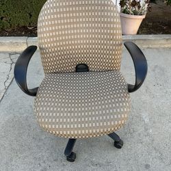 Office Chair In Excellent Condition 