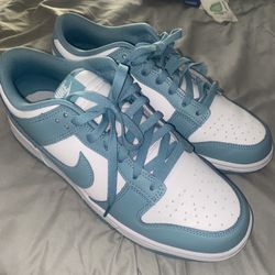 Nike Dunk Low UNC Light Blue