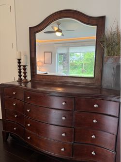 Dresser with mirror