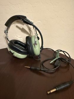 David Clark Aviation H10-13.4 General Aviation Headset Dual Plugs Original Box