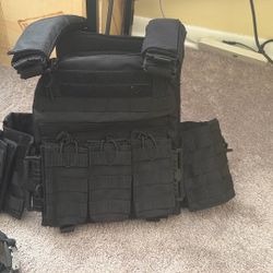 Plate Carrier Vest And Running Chest Rig
