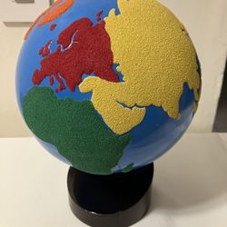 Montessori: Parts of the World Sand Paper Globe. Globo de Papel de Lija.