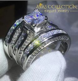 Wedding ring/engagement ring