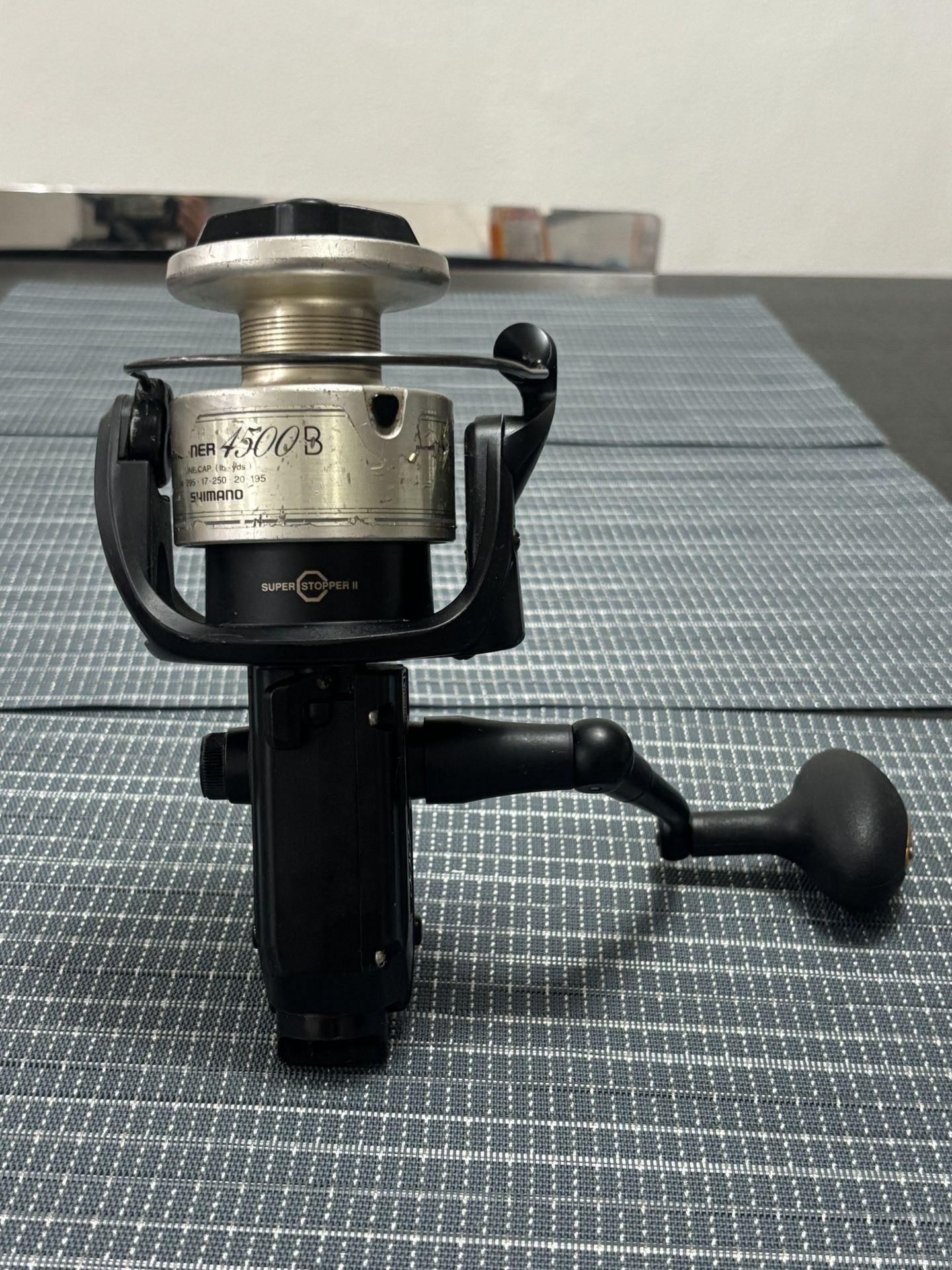 Preowned Shimano Baitrunner 4500B Reel With A New Upgraded Fin Nor Handle 🔥