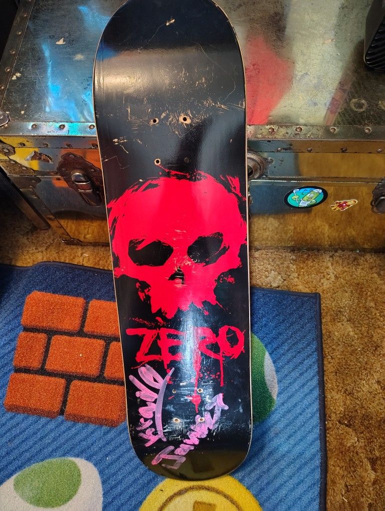 Zero Skate Board