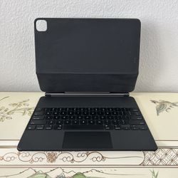 iPad Magic Keyboard & Trackpad 12.9 inch MJQK3LL/A Used (3rd, 4th, 5th and 6th Gen) 