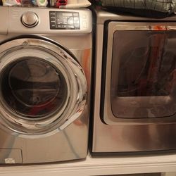 Samsung Washer & Dryer with Platform