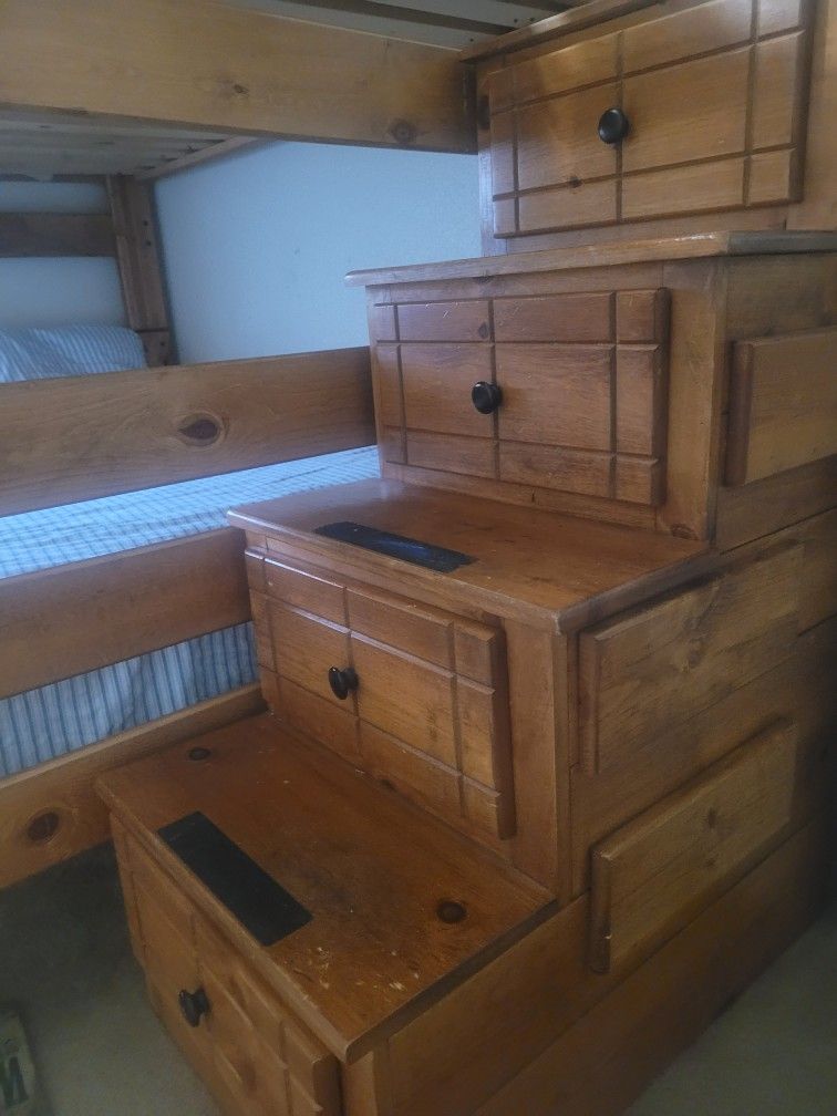 Full Bunk Beds