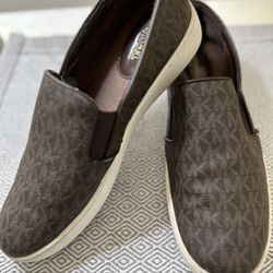 MK Slip On’s 9 1/2