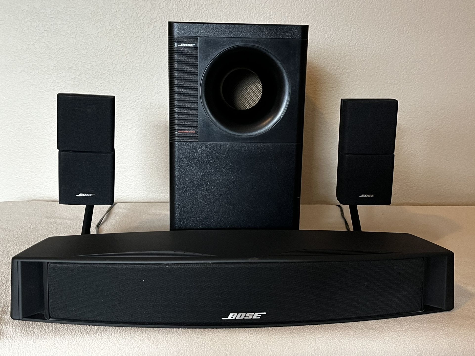 BOSE Acoustimass 5 Series III Speaker System w/ 2 Cube Speakers