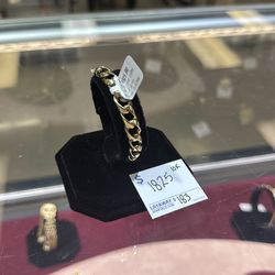 10k Bracelet ‼️ASK FOR DIANA‼️