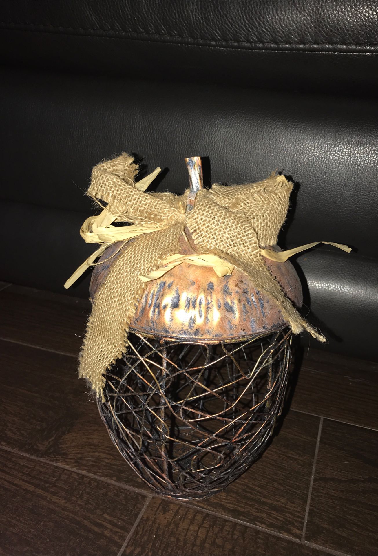 Decorative acorn basket