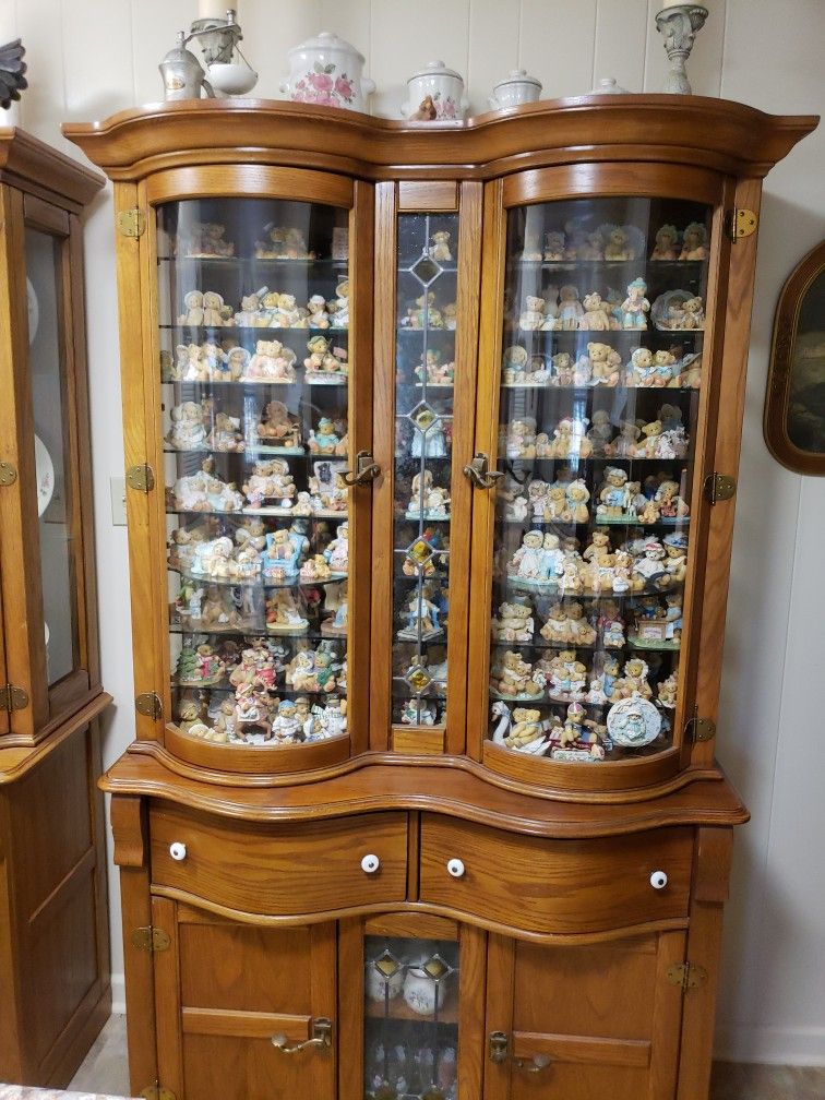 Over 400 Cherished Teddies With Cabinet $600 Firm