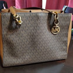 Michael Kors Sofia Signature Tote