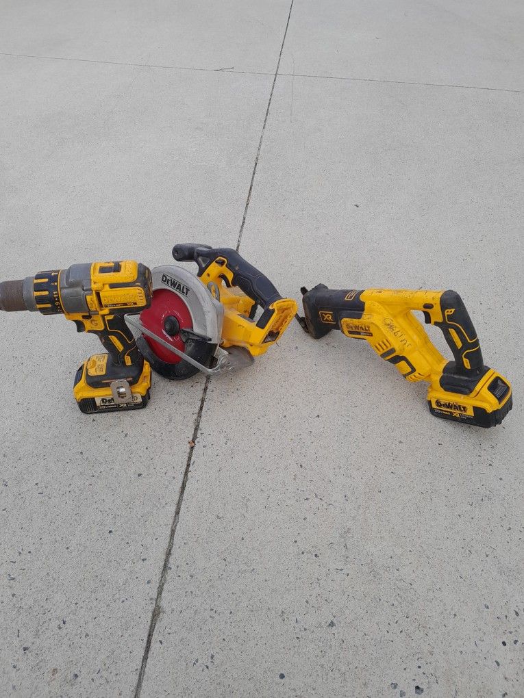 Hammer drill, 2 Batteries (4) Soso