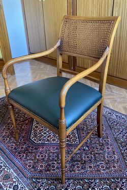 Classic Wood Office Desk Armchair-vintage