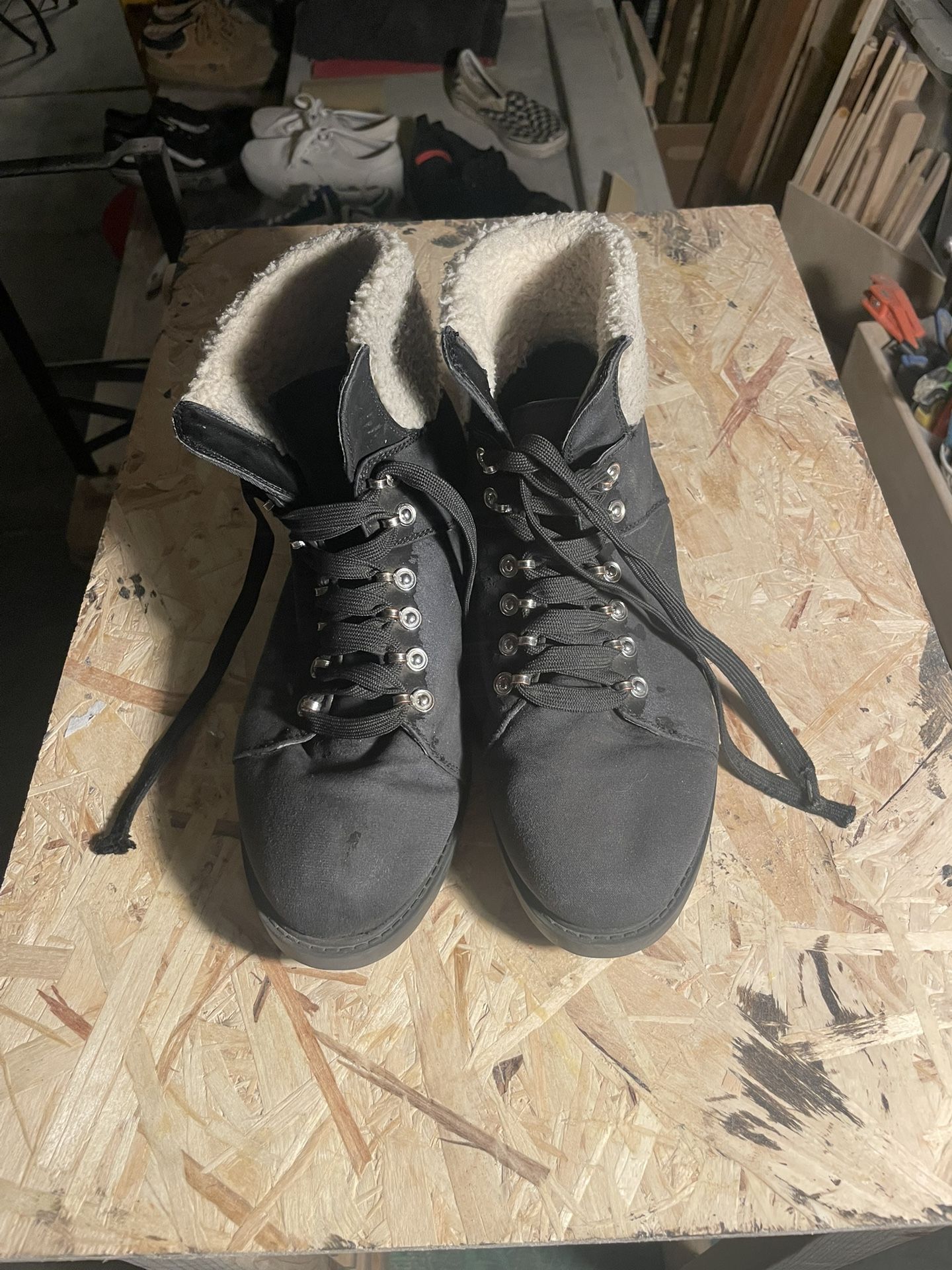 Black Boots With White Lining