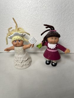 Vintage Cabbage patch doll 2 piece lot Happy meal toys