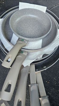 Pans (5) new