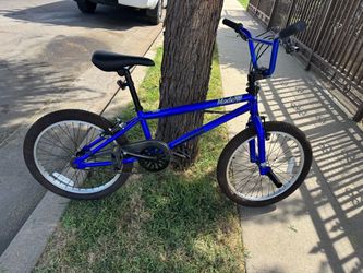 Mongoose model 100 BMX bike 20”