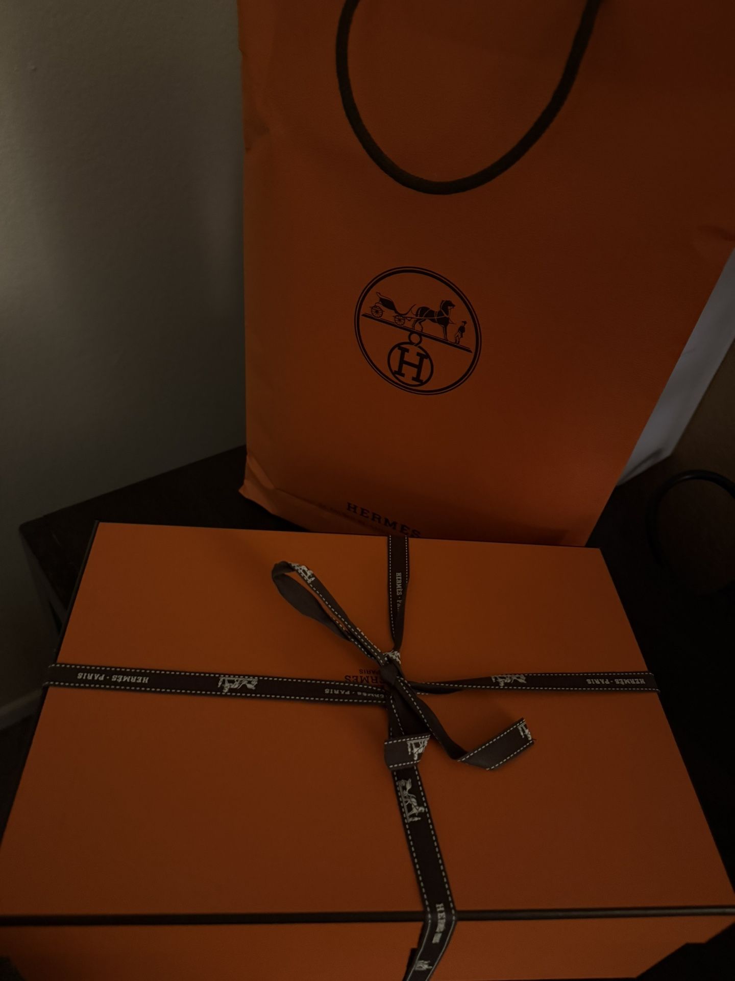 Hermes Chyre Sandals Noir