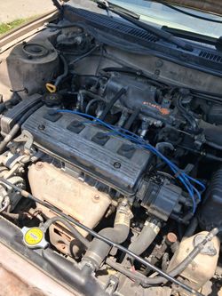 Toyota corolla motor and transmission parts