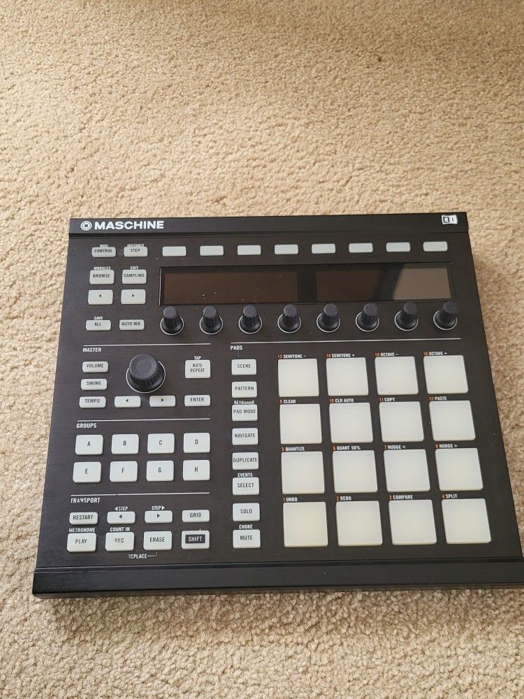 MASCHINE MK2 USED/ No Soft Ware