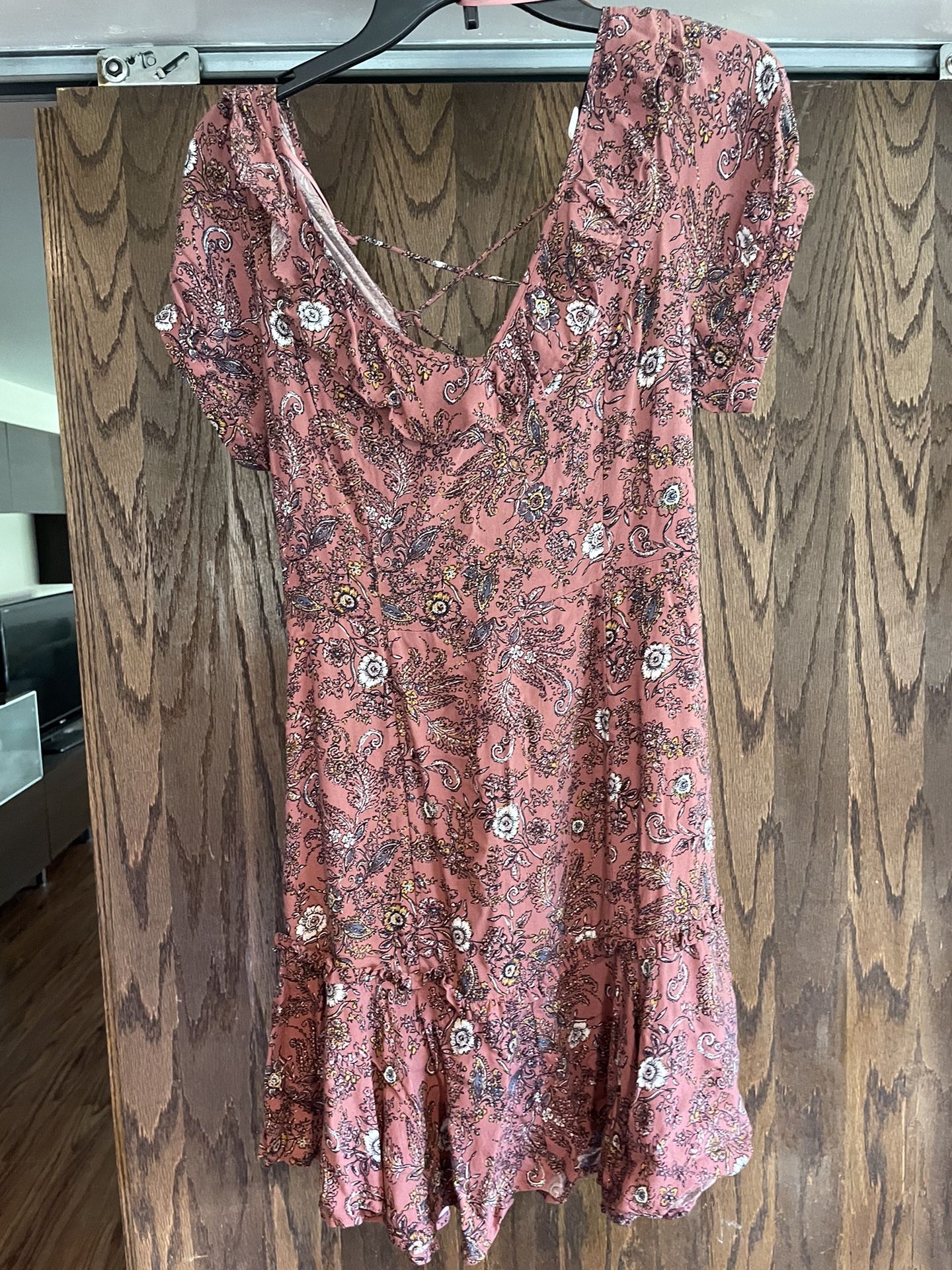 Blue Rain Paisley Lace Up Back Dress Medium