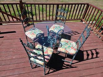 Vintage Wrought Iron Patio Dining Set – Glass Top Table + 4 Chairs