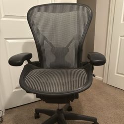 Herman Miller Aeron, Size B, Office Chair, Computer Chair, Chair, Ergonomic Chair, Ergo, Gaming, Gaming Chair, Office, Home Office