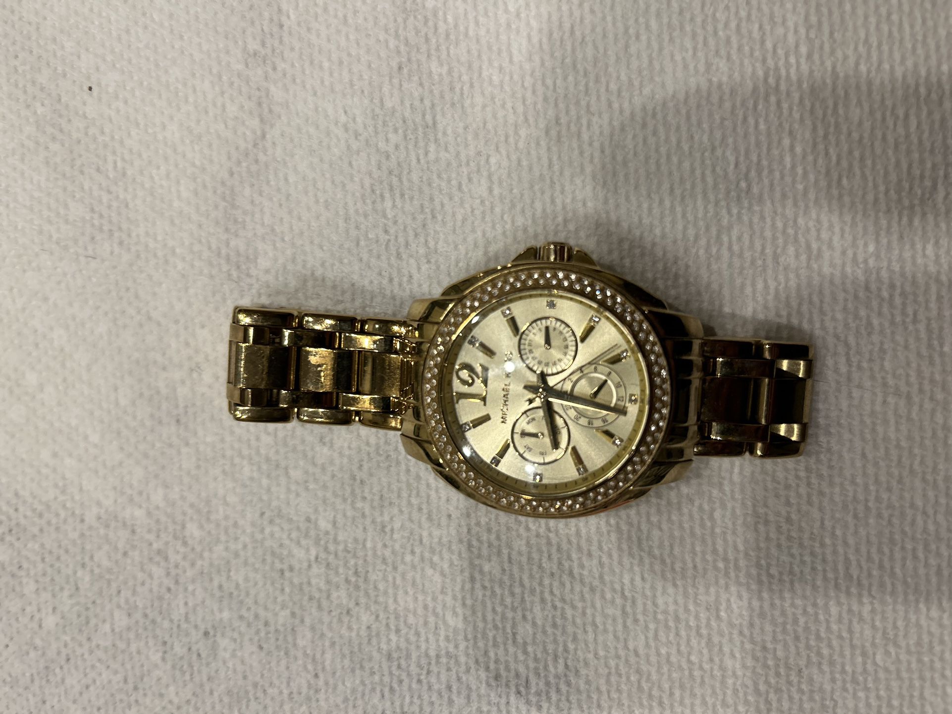 Micheal Kors   MK 5691 Women’s Gold Quartz Watch 