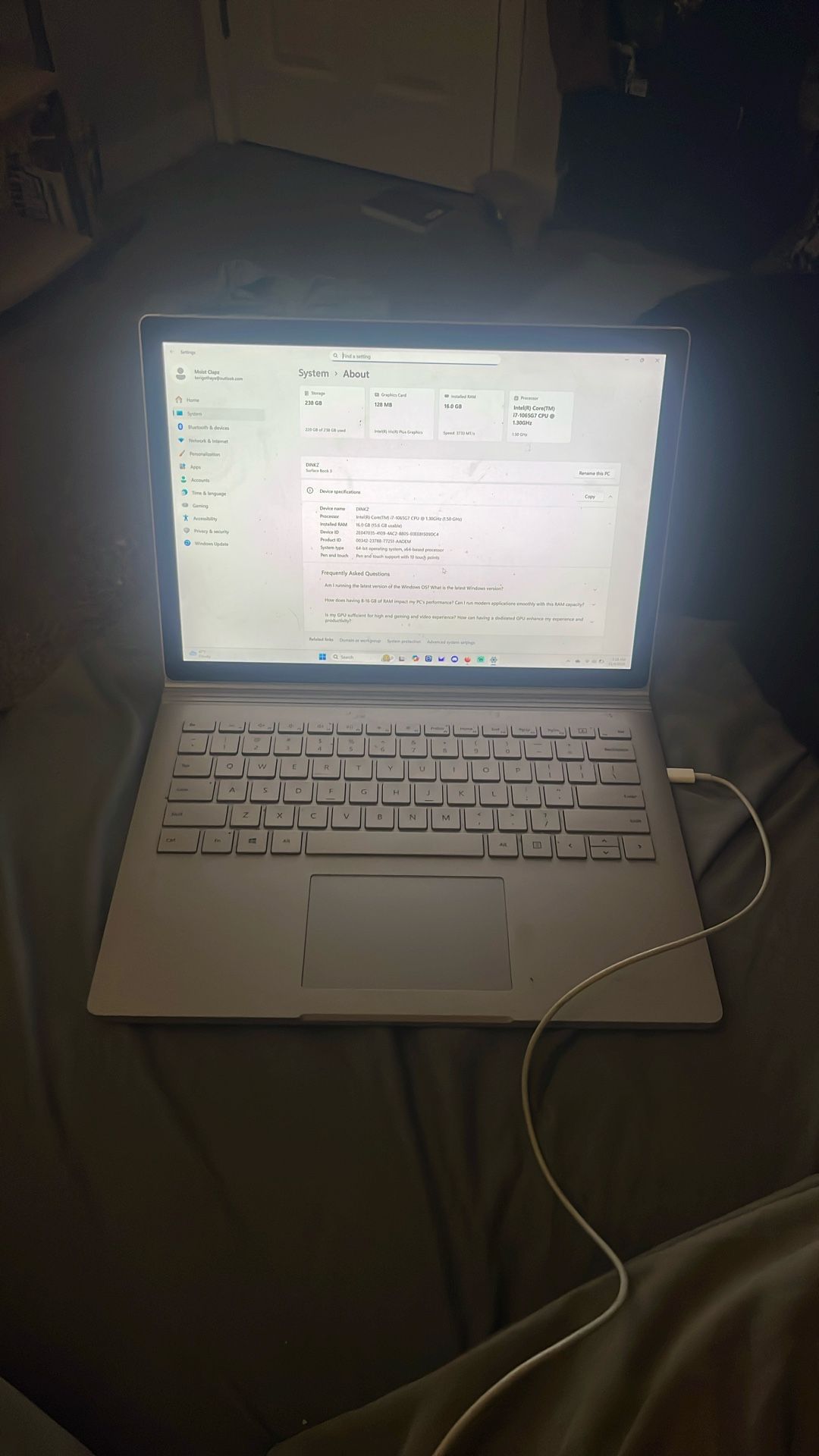 Intel I7 - 1065G7 16GB RAM 238 GB STORAGE intel Iris Plus Graphic