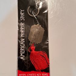 AMERICAN HORROR STORY KEYRING Loot Crate Exclusive Hotel Cortez Key Ring