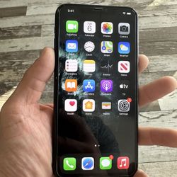 iPhone 11 Pro Max 64GB UNLOCKED FOR ANY CARRIER W/New Tempered Glass Screen Protector And Charger 