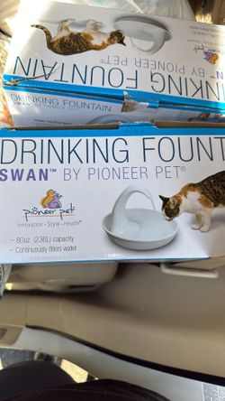 Swan Watering System For Pets15.00