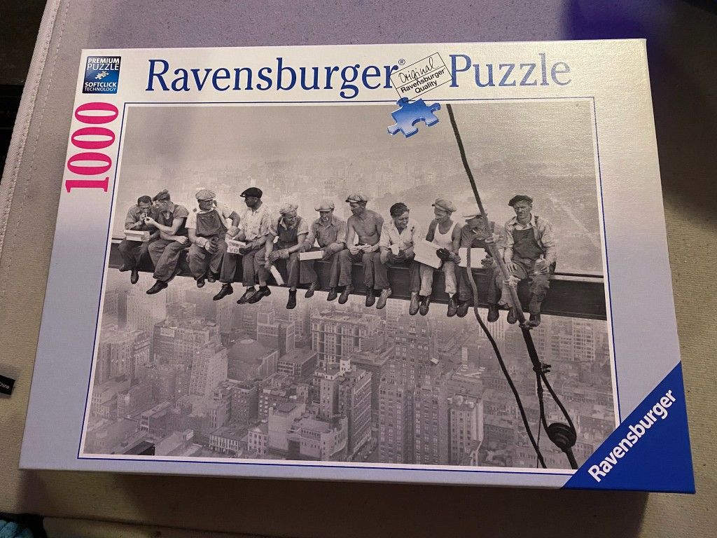 RAVENSBURGER 1000 Piece Jigsaw Puzzle LUNCH TIME 1932