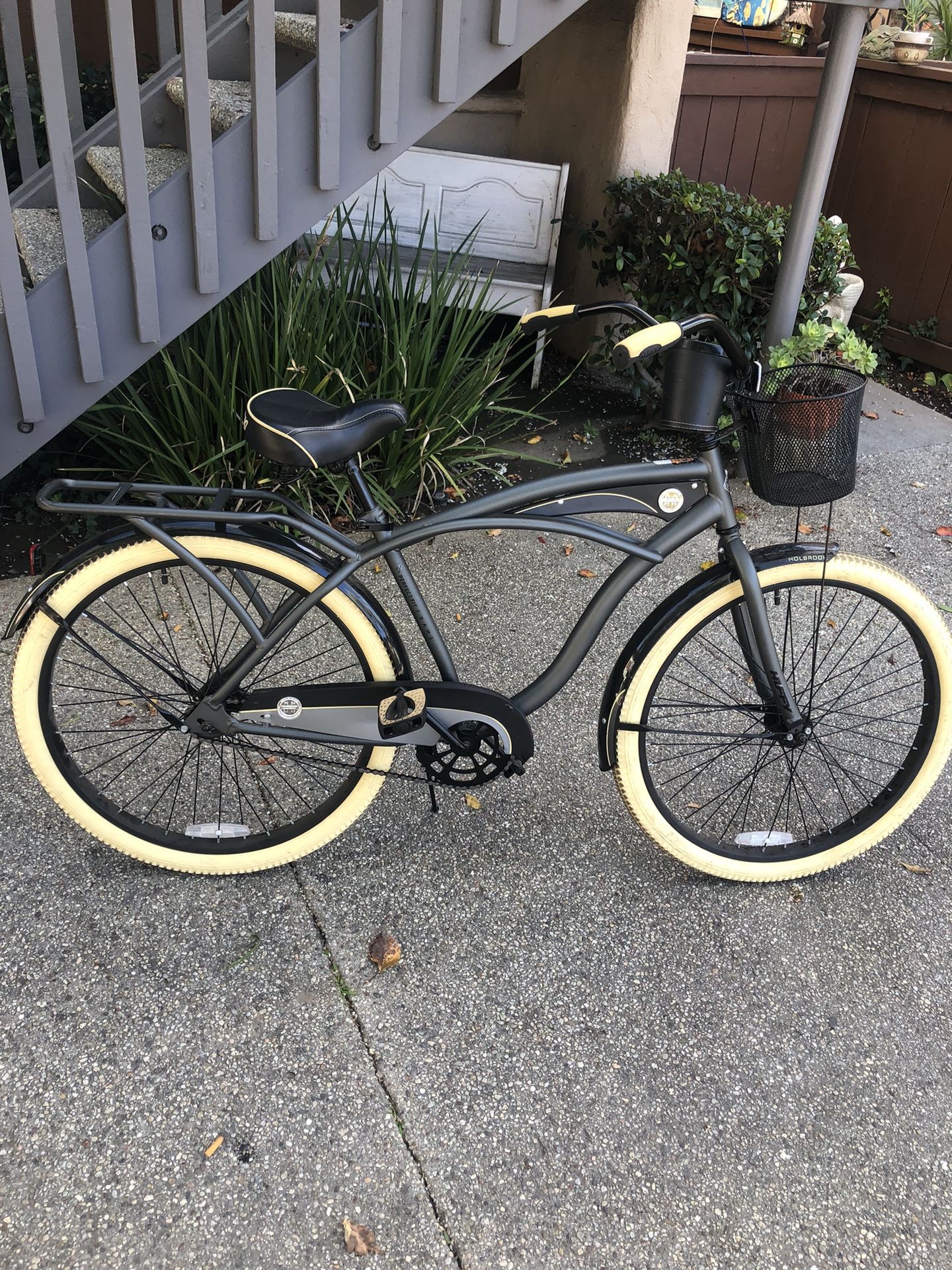 Huffy 26 In. Nel Lusso Men’s Single Speed Comfort Cruiser Bike