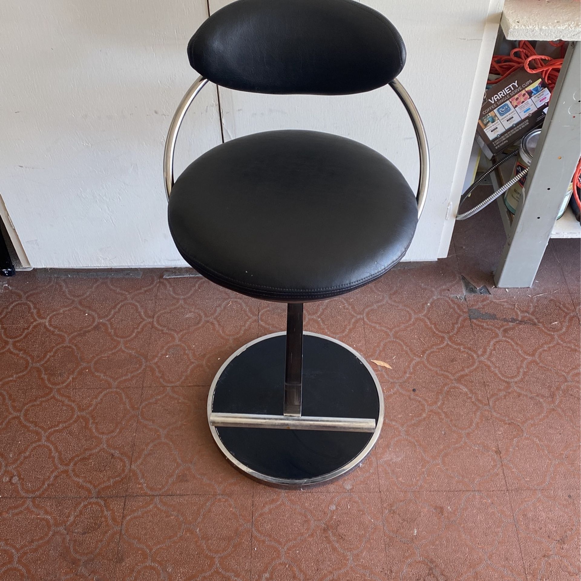 Leather Black Bar Stools +8