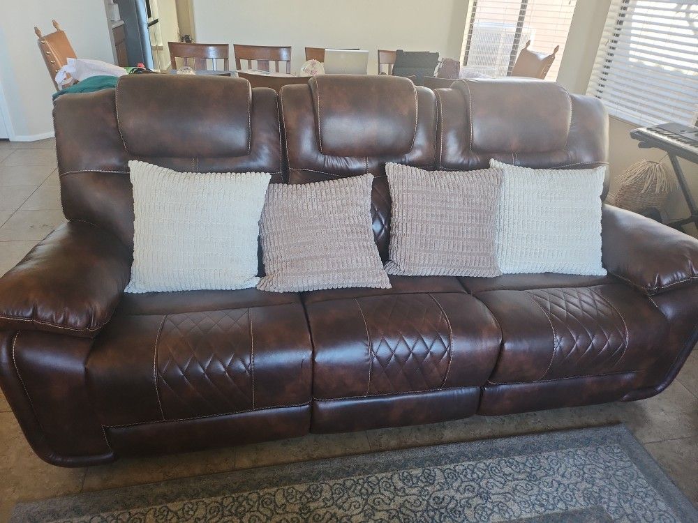 3 Seater Leather Recliner Couch