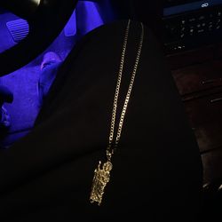 14K DIAMOND CUT  CUBAN CURB LINK W/ 14K SAN JUDAS PENDANT  15.2 GRAMS