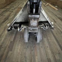 Crown Pallet Jack 