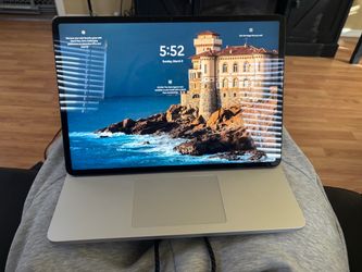 Microsoft Surface Laptop Studio2, i7 RTX 4050 16 gigabyte RAM512 gigabyte SSD.