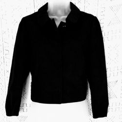 Banana Republic Size 4 Black Cropped blazer Like New Condition