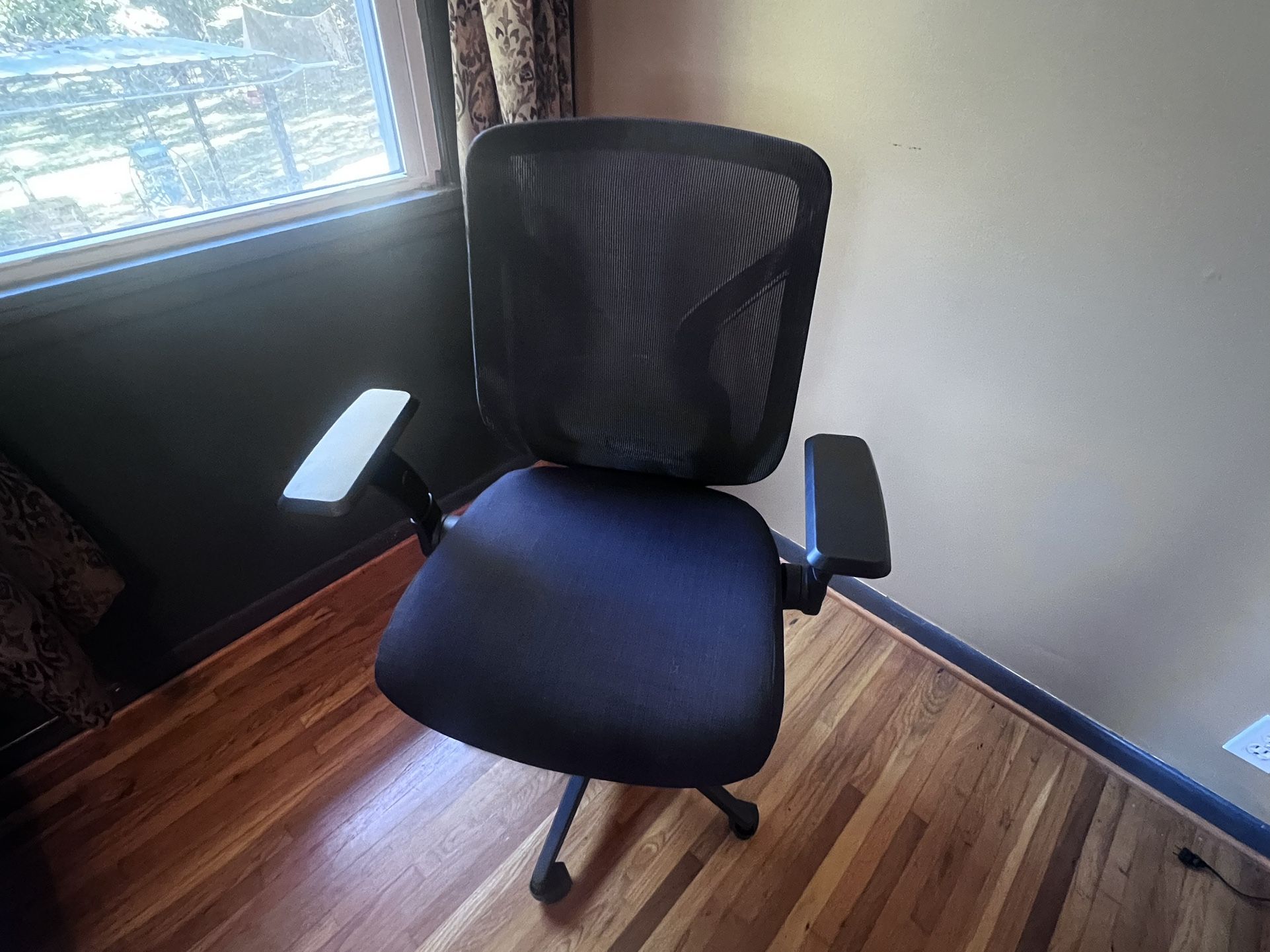 Office/Desk Chair