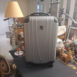 Heys America Deep Space Hard Shell Carry On Suitcase 4 Wheel Spinner With Carry Bar & Handle 21" X 14" X 9" Pre-owned In Very Good Condition