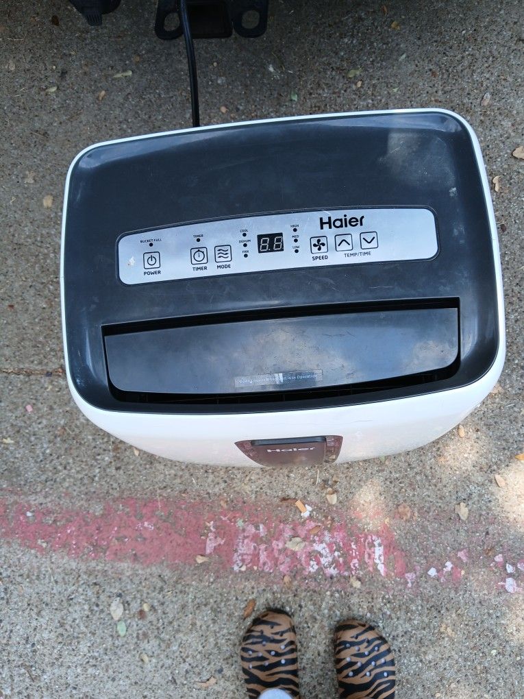 Haier Portable AC Unit