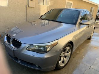 2004 BMW 530i