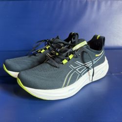 Mens’ ASICS Running shoes (Size 11)